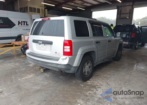 2011 Jeep Patriot Sport из США, поврежденный, VIN 1J4NT1GAXBD105250